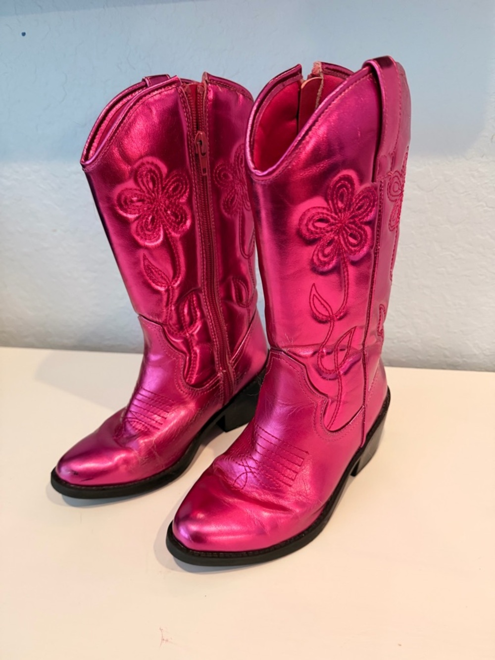 Steve Madden Metallic Hot Pink Floral Embroidered Girls Cowboy Boots - size 1